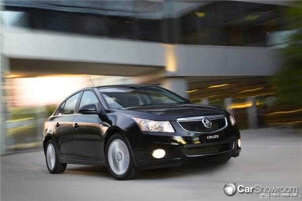 2011 HOLDEN CRUZE 4D SEDAN
