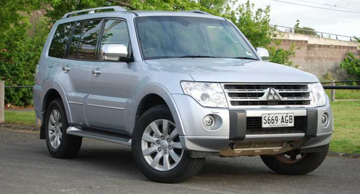 2010 MITSUBISHI PAJERO 4D WAGON EXCEED LWB 4X4