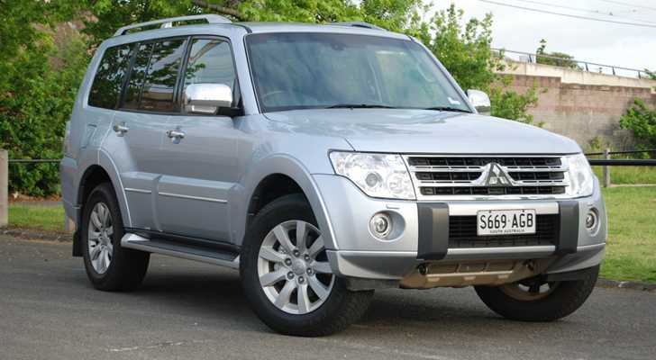 2010 MITSUBISHI PAJERO 4D WAGON EXCEED LWB 4X4