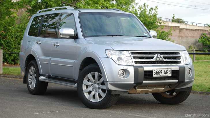 2010 MITSUBISHI PAJERO 4D WAGON EXCEED LWB 4X4