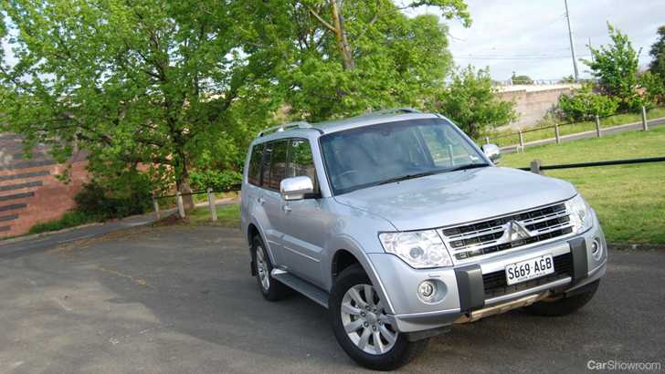 2010 MITSUBISHI PAJERO 4D WAGON EXCEED LWB 4X4