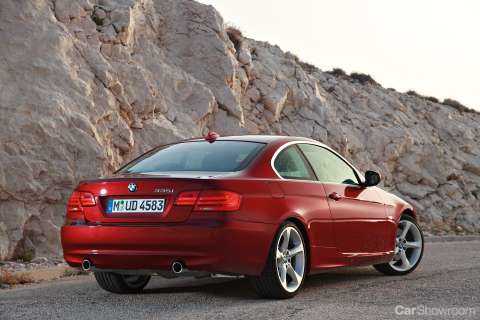 2011 BMW 3 2D COUPE 20D
