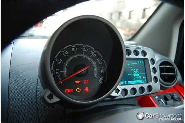 2010 HOLDEN BARINA SPARK 5D HATCHBACK