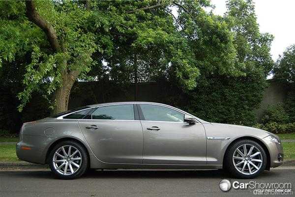 2010 JAGUAR XJ 4D SEDAN 3.0D V6 PREMIUM LUXURY LWB