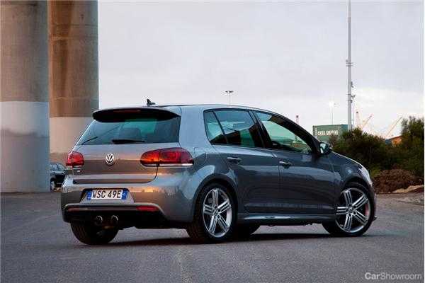 2010 VOLKSWAGEN GOLF 5D HATCHBACK R
