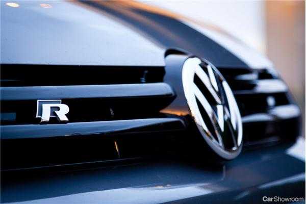 2010 VOLKSWAGEN GOLF 5D HATCHBACK R