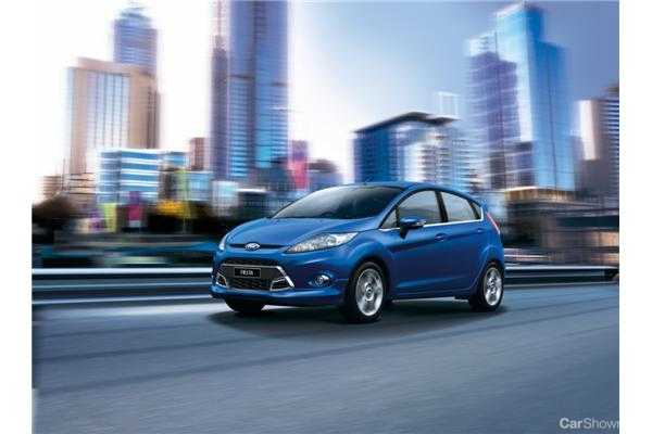 2010 FORD FIESTA