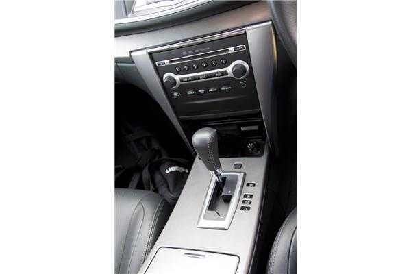 2010 NISSAN MAXIMA 4D SEDAN 250 ST-L