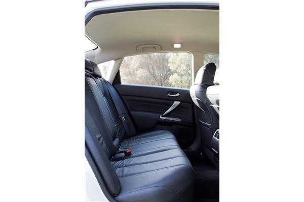 2010 NISSAN MAXIMA 4D SEDAN 250 ST-L