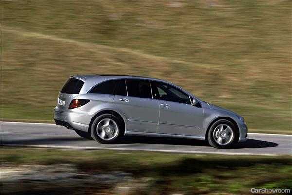2010 MERCEDES-BENZ R 4D WAGON