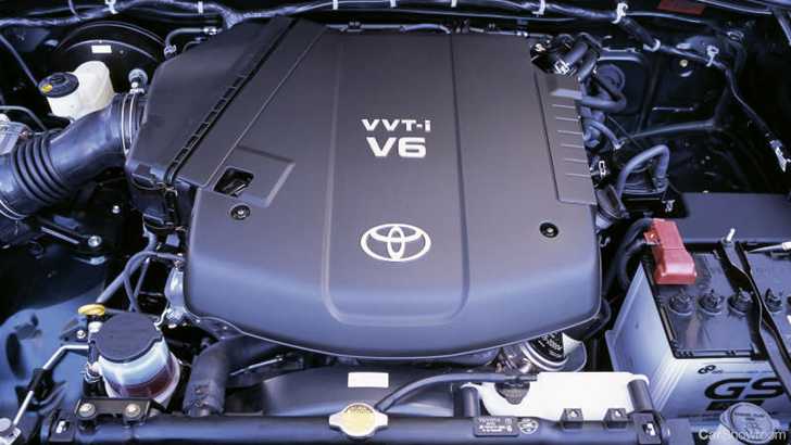 2010 TOYOTA HILUX C/CHAS SR 4X4