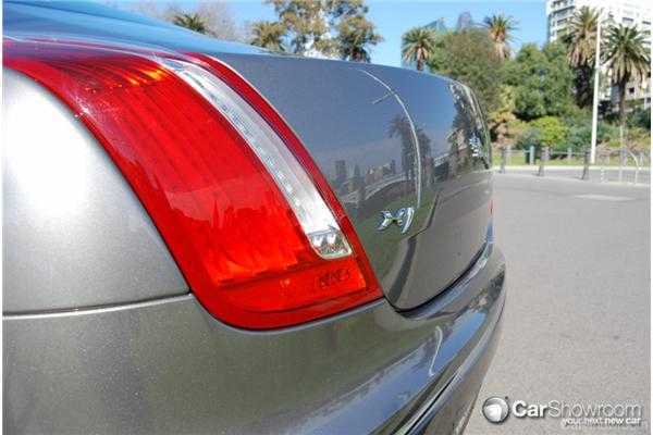 2010 JAGUAR XJ 4D SEDAN 3.0D V6 PREMIUM LUXURY SWB