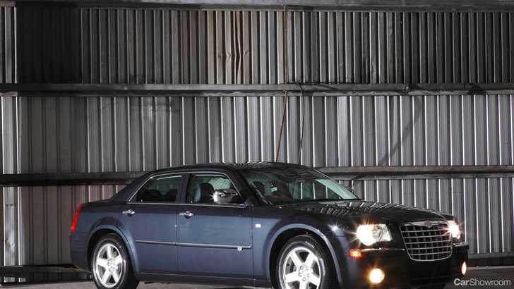 2010 CHRYSLER 300C 4D SEDAN 5.7 HEMI V8