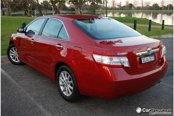 2010 TOYOTA CAMRY 4D SEDAN HYBRID