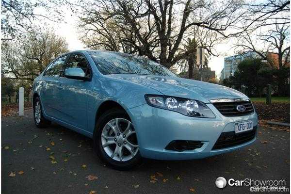 2010 FORD FALCON 4D SEDAN XT