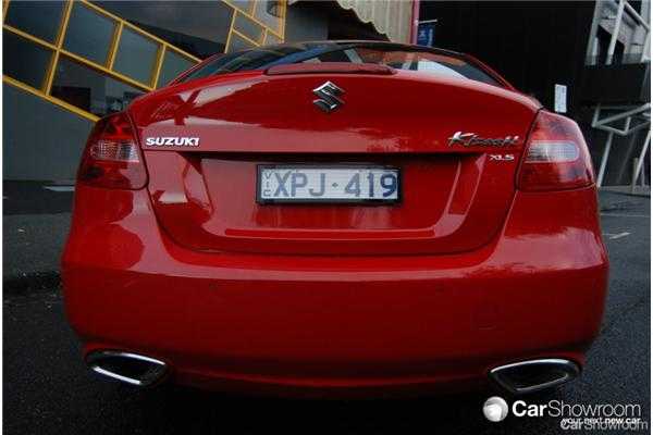 2010 SUZUKI KIZASHI 4D SEDAN