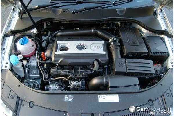 2010 VOLKSWAGEN PASSAT 4D WAGON 118 TSI