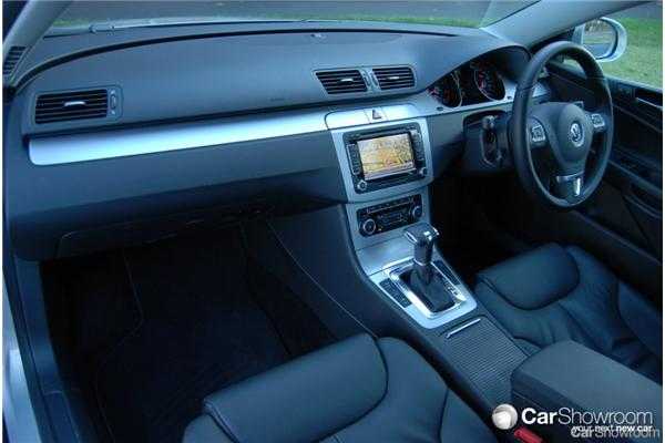 2010 VOLKSWAGEN PASSAT 4D WAGON 118 TSI