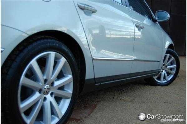 2010 VOLKSWAGEN PASSAT 4D WAGON 118 TSI