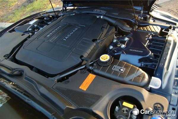 2010 JAGUAR XK 2D COUPE 5.0 V8