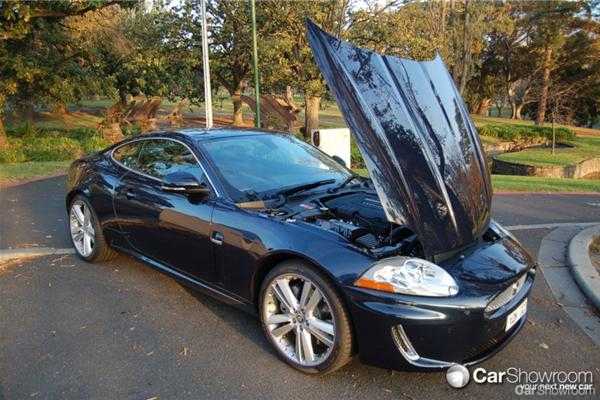 2010 JAGUAR XK 2D COUPE 5.0 V8