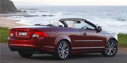 2010 VOLVO C70 2D CONVERTIBLE