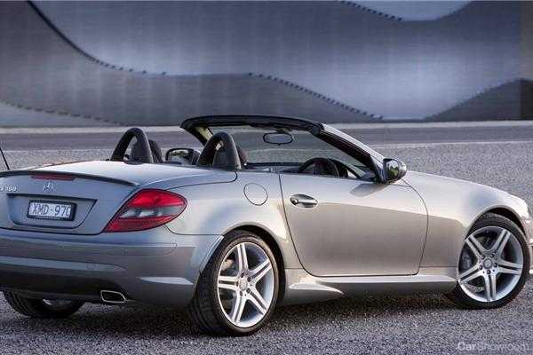 2010 MERCEDES-BENZ SLK 2D CONVERTIBLE 300