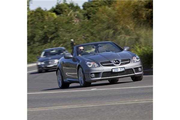 2010 MERCEDES-BENZ SLK 2D CONVERTIBLE 300