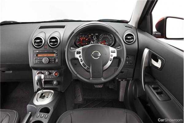 2010 NISSAN DUALIS 4D WAGON