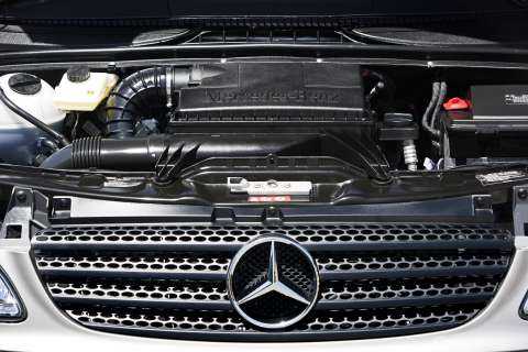 2010 MERCEDES-BENZ VITO