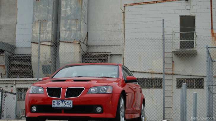 2010 HOLDEN COMMODORE 4D SEDAN SS-V SE