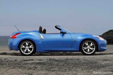2010 NISSAN 370Z