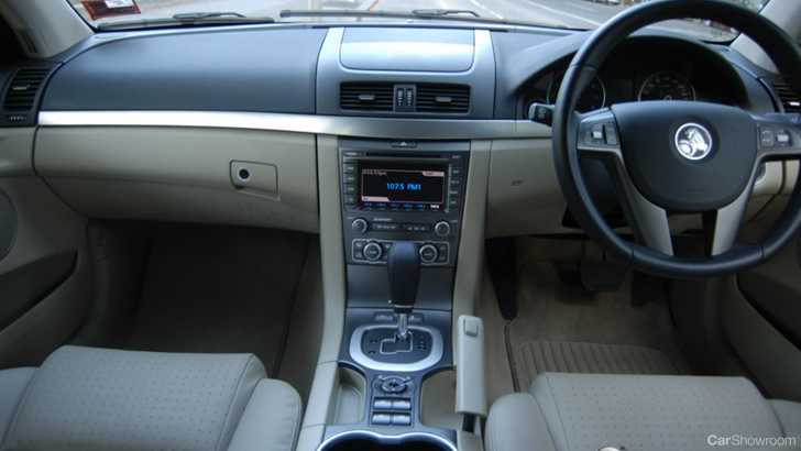 2010 HOLDEN CALAIS V 60TH ANNIVERSARY