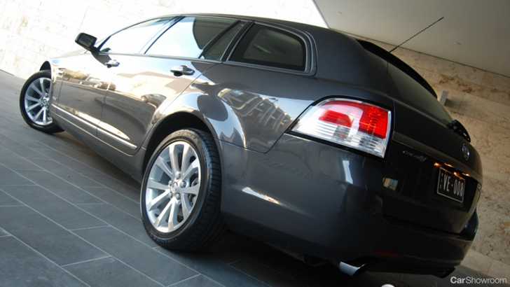 2010 HOLDEN CALAIS V 60TH ANNIVERSARY