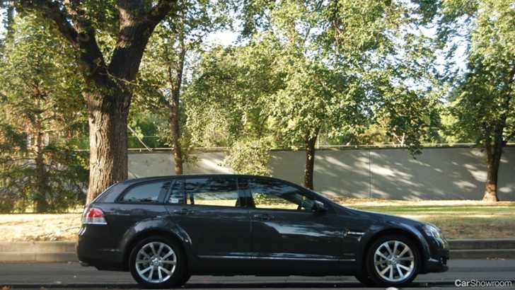 2010 HOLDEN CALAIS V 60TH ANNIVERSARY