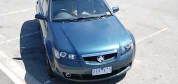 2010 HOLDEN CALAIS V