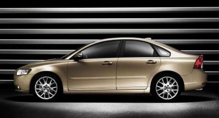 2010 VOLVO S40