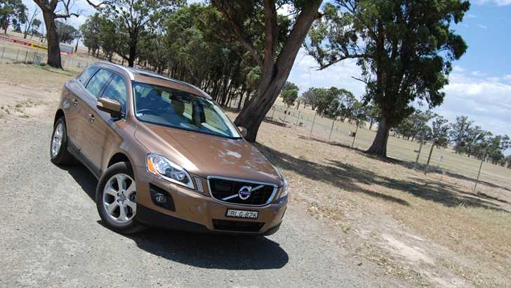 2010 VOLVO XC60