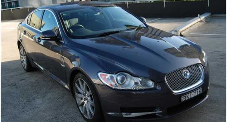2010 JAGUAR XF