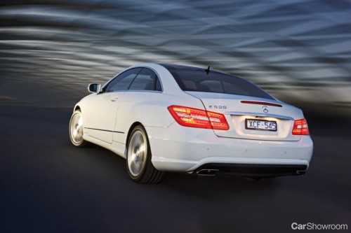 2009 MERCEDES-BENZ E200K