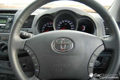 2009 TOYOTA HILUX