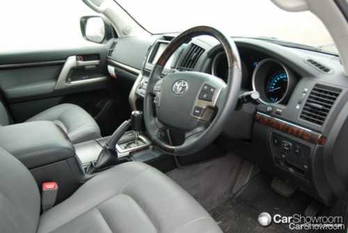 2009 TOYOTA LANDCRUISER 4D WAGON SAHARA 4X4