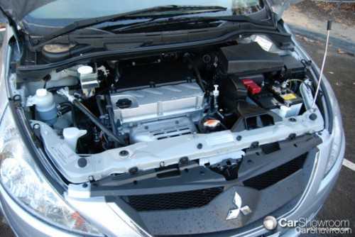 2009 MITSUBISHI GRANDIS