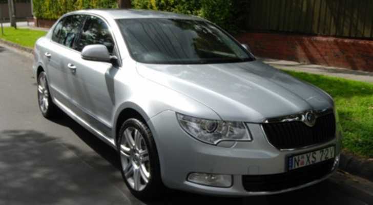 2009 SKODA SUPERB