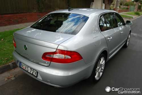 2009 SKODA SUPERB
