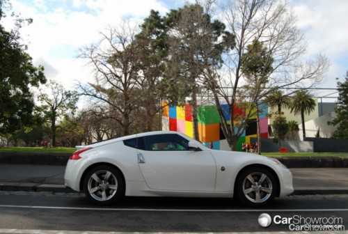 2009 NISSAN 370Z
