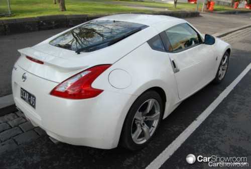 2009 NISSAN 370Z