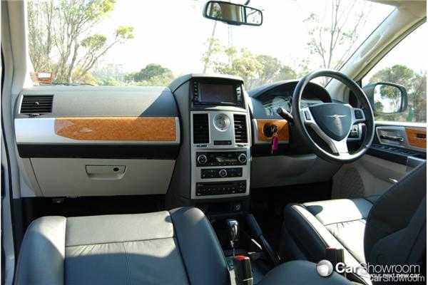 2009 CHRYSLER GRAND VOYAGER