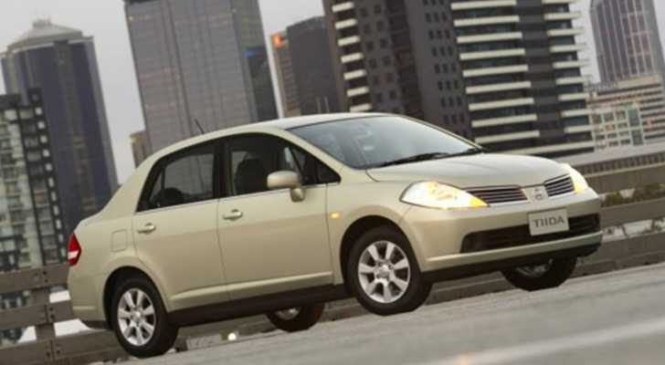 2009 NISSAN TIIDA