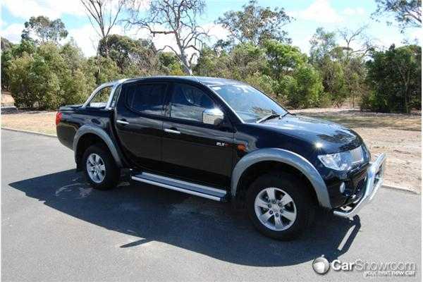 2009 MITSUBISHI TRITON